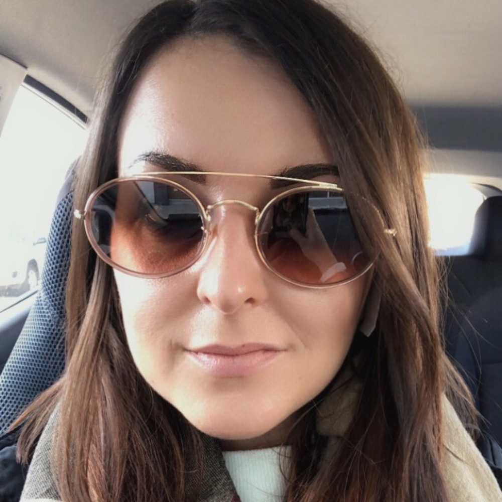 Meet your Posher, Amy